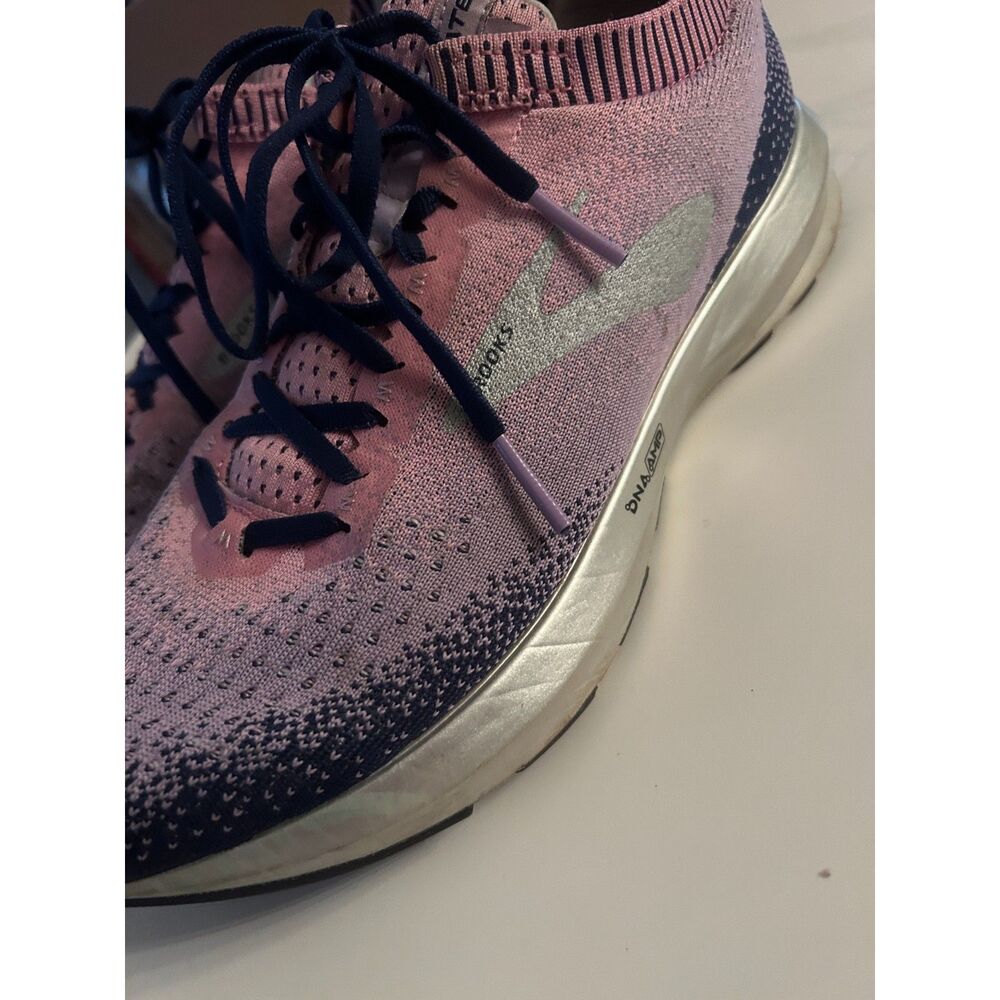 Brooks Women’s Running Shoes – Size 11.5 – Pink Purple – Cushioned – Gently Used